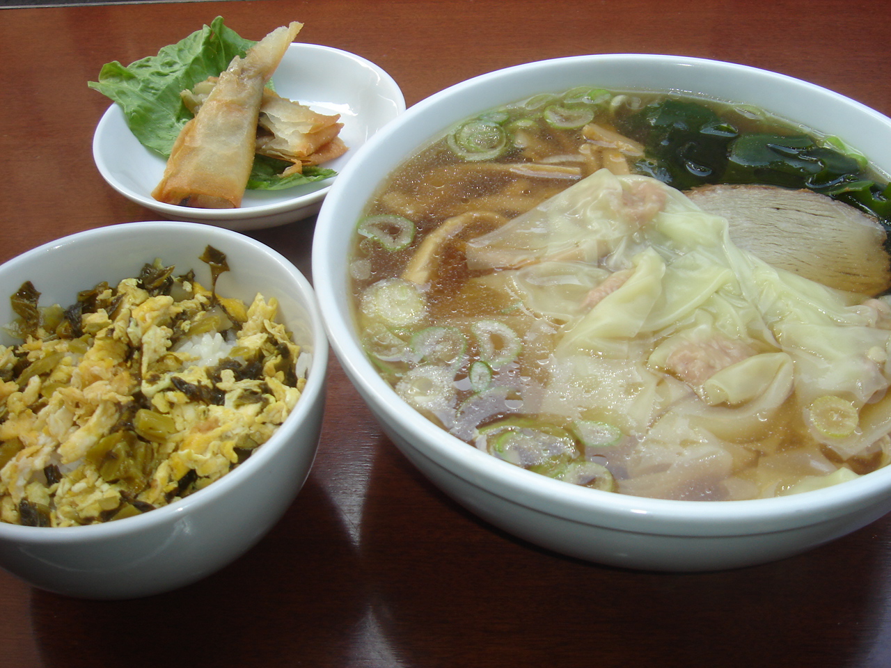 ワンタンメン・ミニ高菜ご飯・五目春巻（麺類変更可）