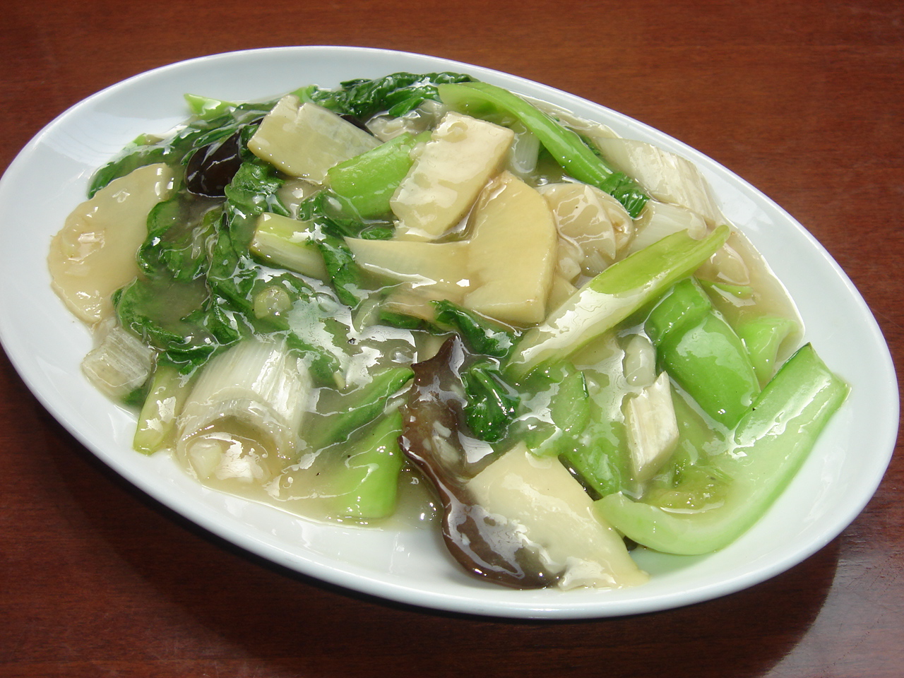 本日の青菜のにんにく炒め