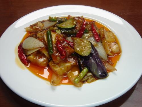 魚香豆腐 (四川風厚揚げ豆腐のピリ辛炒め)
