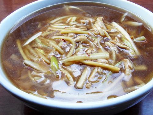 芹菜麺 (豚肉とセロリの炒めのせ麺)